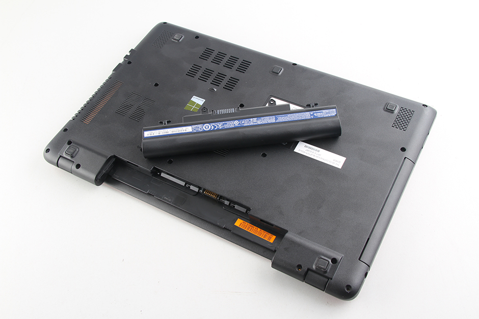 Acer Aspire E15 E5-571G Disassembly and SSD, RAM, HDD ...