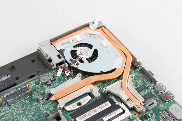 Remove heat sink screws