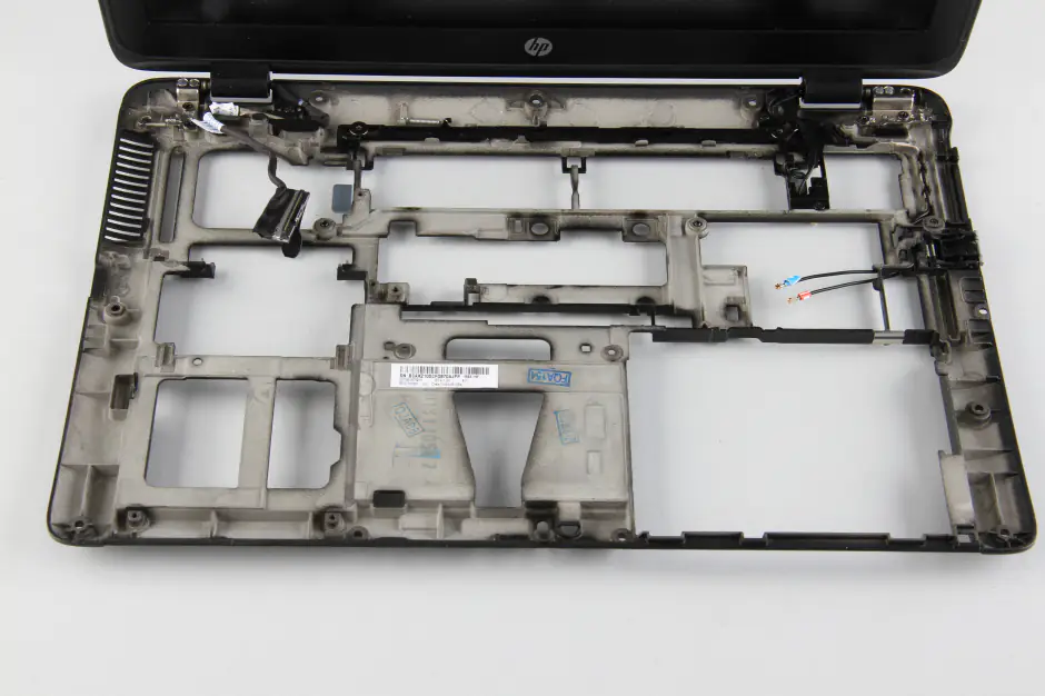 Bottom case