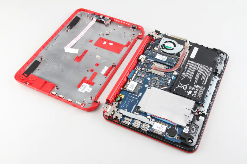 Pry up and remove the bottom case