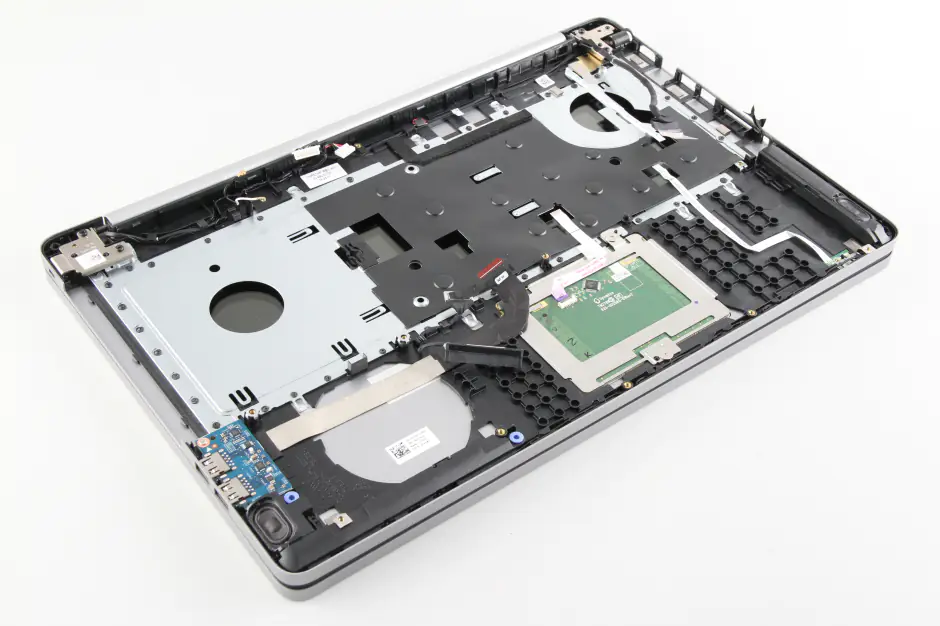 Close-up of the laptop after removing the motherboard
