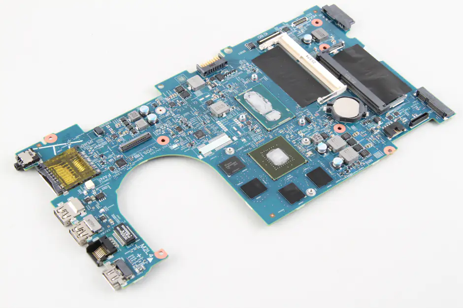 Dell Inspiron 17 7737 processor and graphics card