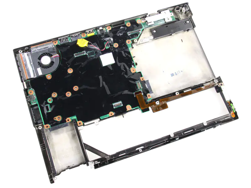 Close-up of the laptop after removing the screen and palm rest