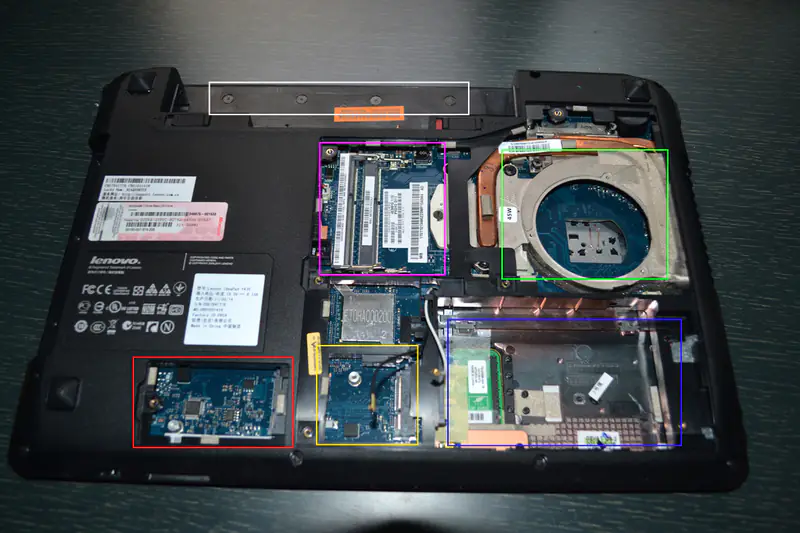 Lenovo IdeaPad Y470 Internal Parts