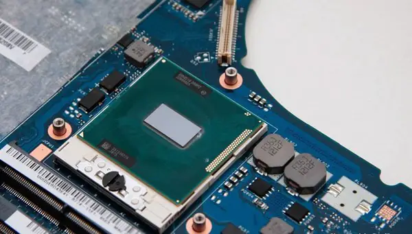 Close-up of Intel i5-3210M processor