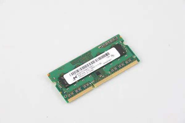 Micron 4GB DDR3L-1600MHz memory module