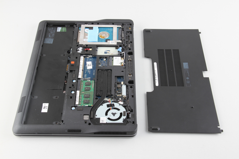 Dell Latitude E7440 disassembly and RAM, HDD upgrade options