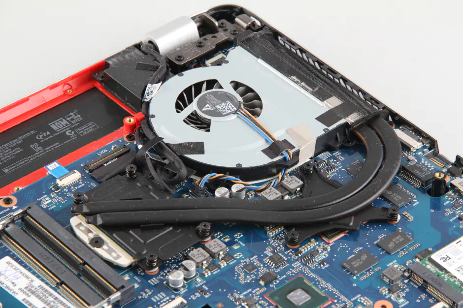 Remove the heat sink and cooling fan