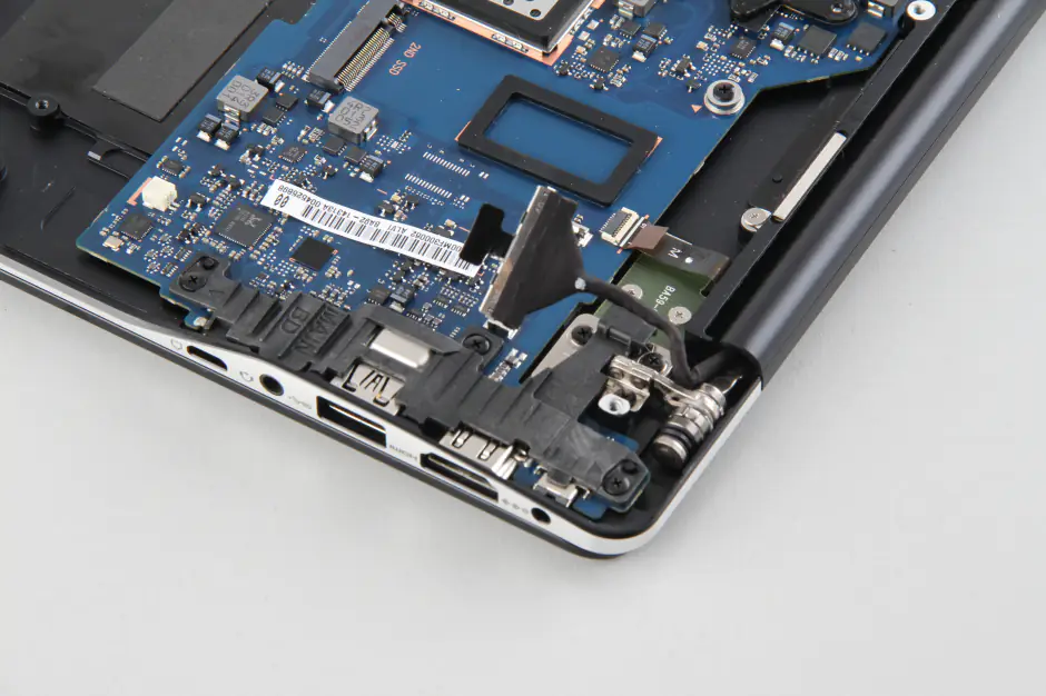 Remove the left metal bracket