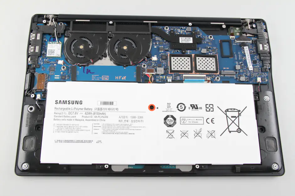 Samsung ATIV Book 9 930X5J inside photo