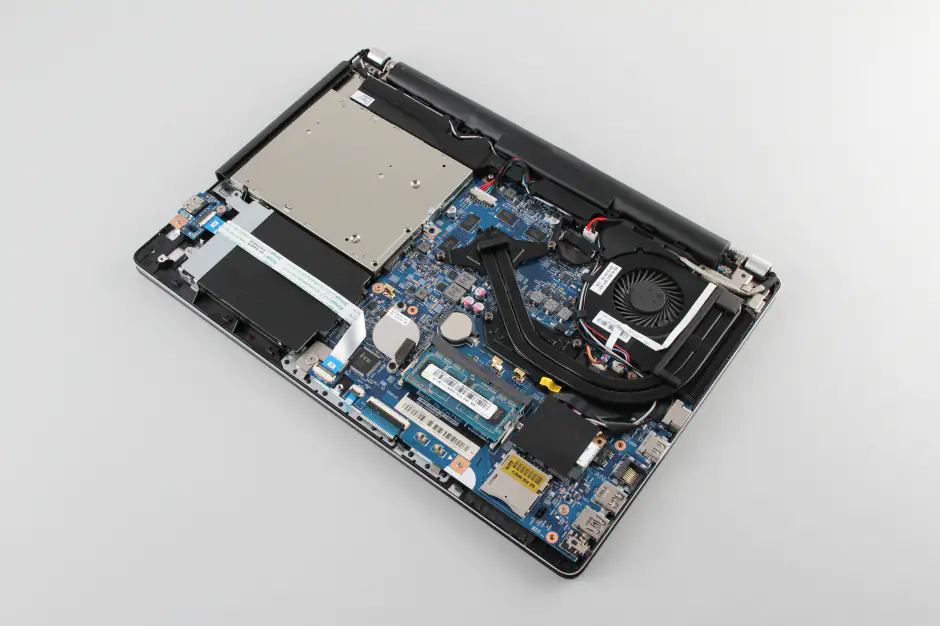 Internal Structure of the Asus A450J