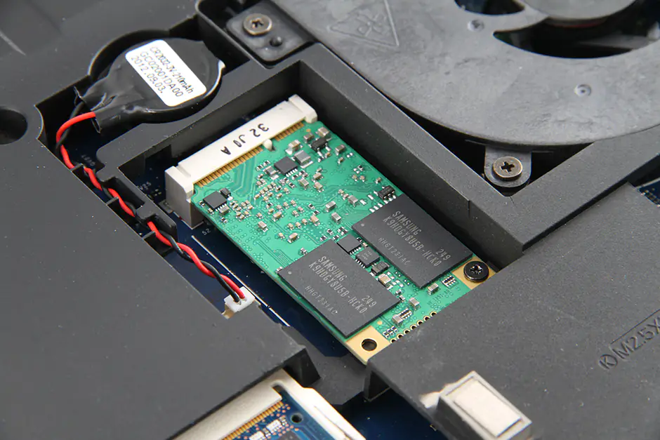 Remove the SSD
