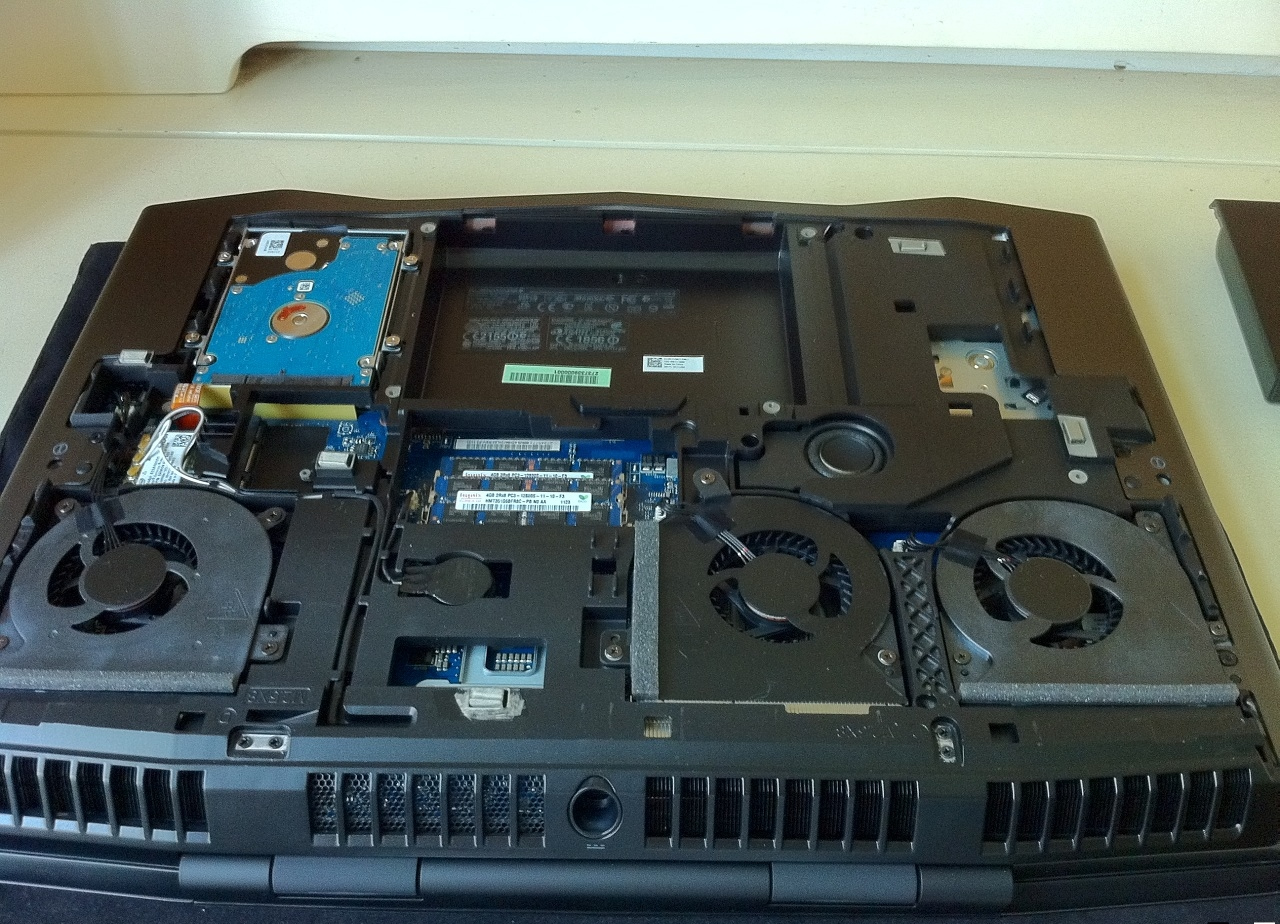 Dell Alienware M18x Disassembly