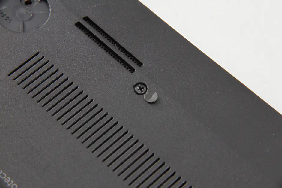 Hidden screws