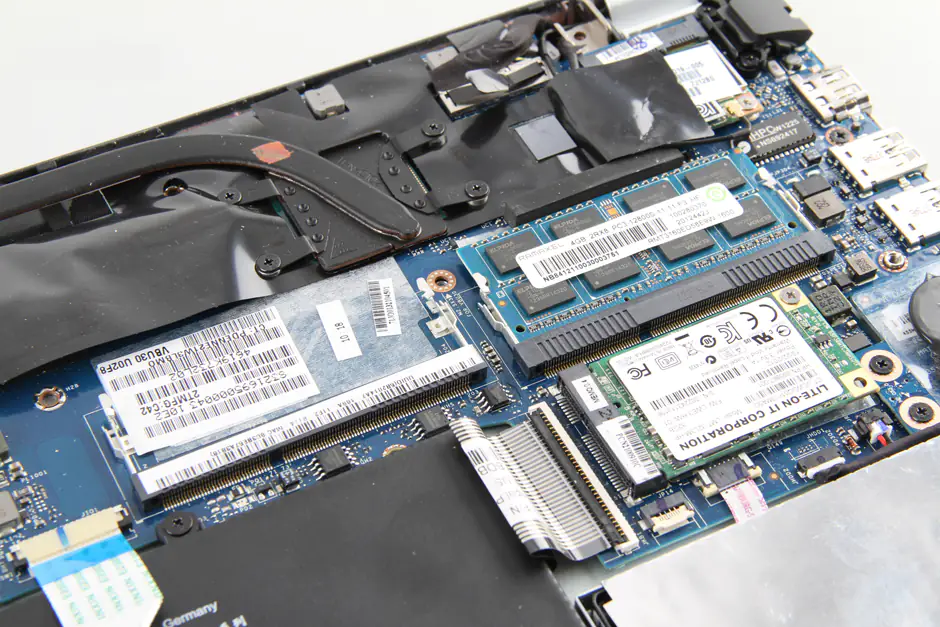 Remove the memory module