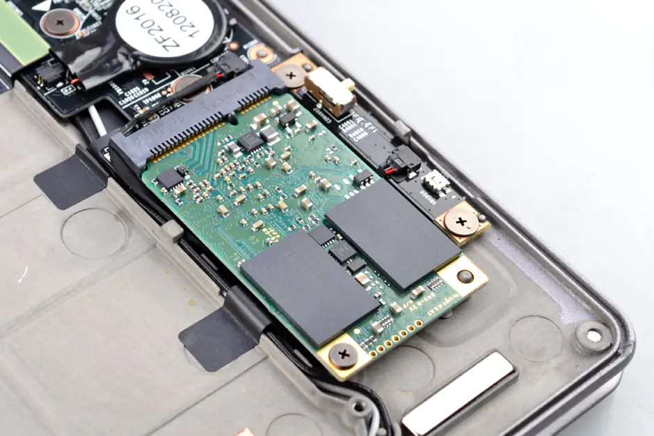 Remove the SSD