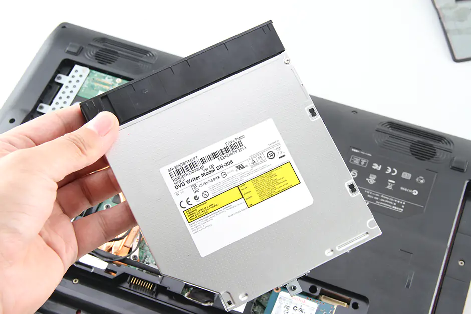 Samsung SN-208