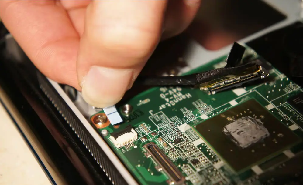 One-key restore module cable