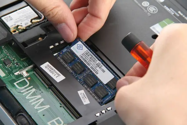 Remove the memory module