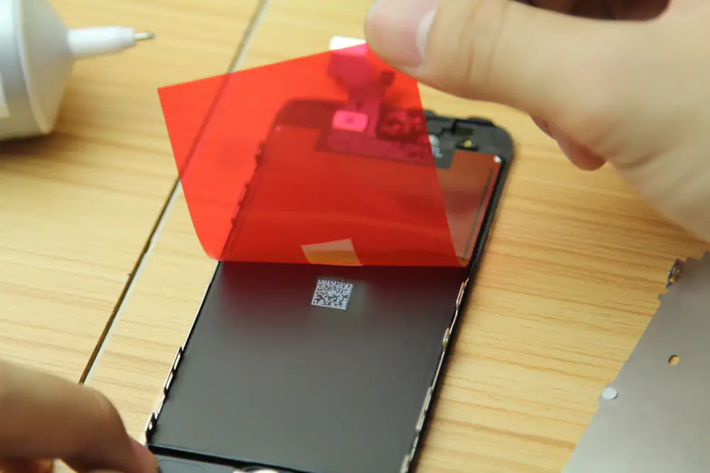 Remove the LCD screen protective film