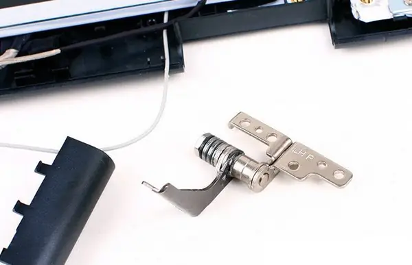 LCD hinge