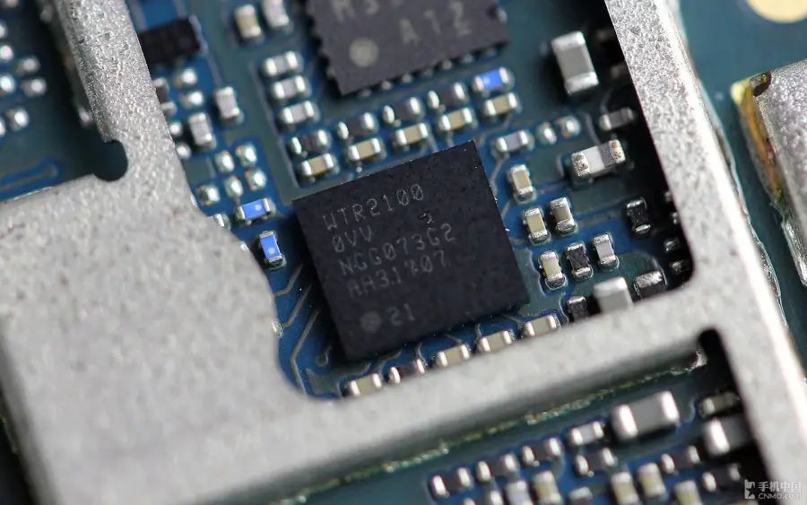 Qualcomm WTR2100