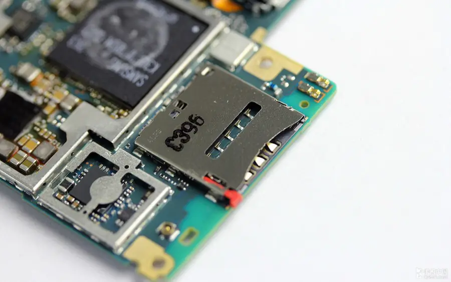 Micro-SIM card slot