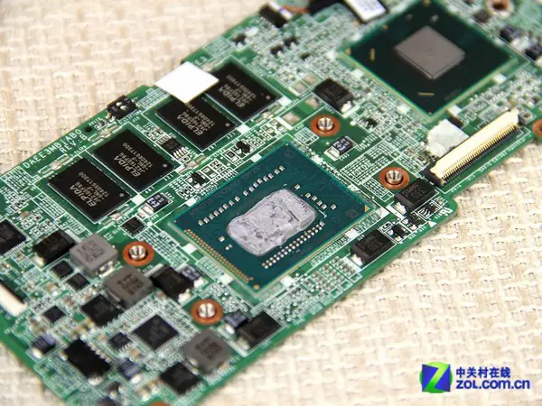 Acer Aspire P3-171 processor 
