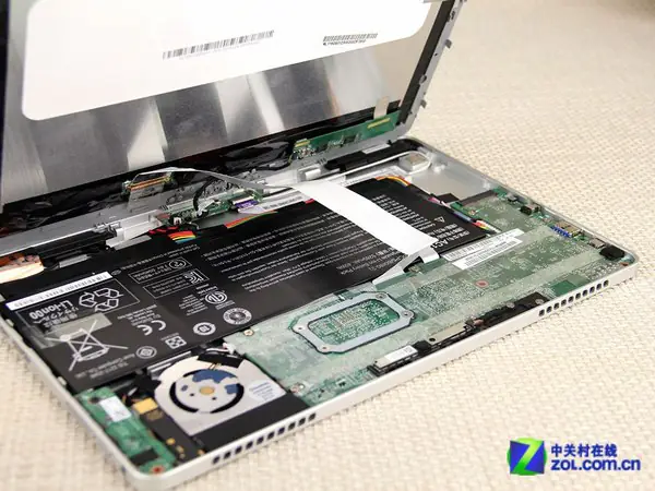 Disconnect the LCD cable
