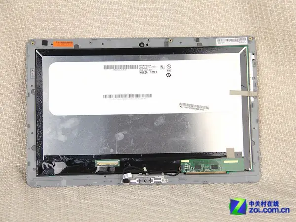 Acer Aspire P3-171 screen