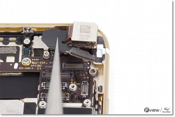 Remove the rear camera
