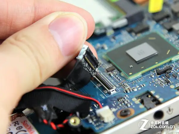 Disconnect the HDD cable