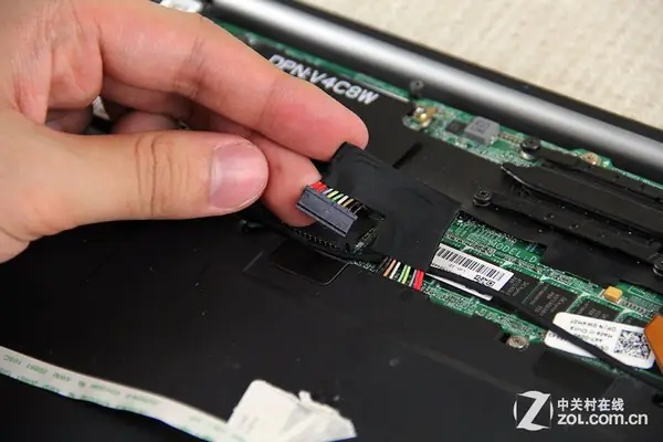Disconnect the battery power cable