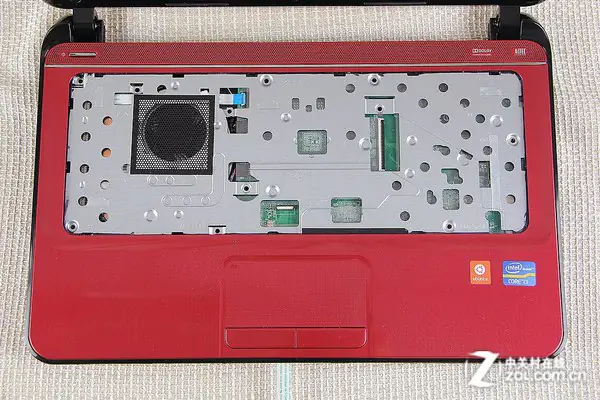 Remove the ten screws