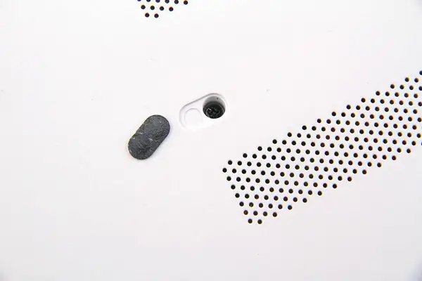 Remove the rubber pad