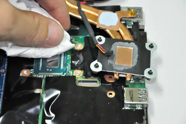 Remove old thermal grease