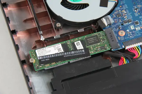 Remove the SSD