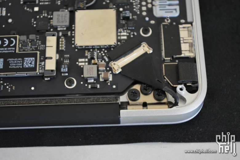 apple macbook pro a1286 emac 2324 teardown