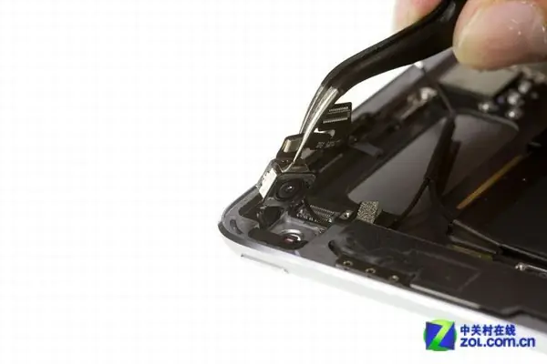 Remove the rear camera