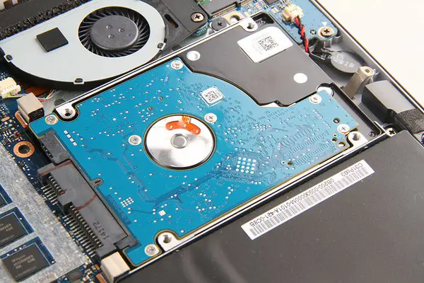 Remove the hard drive module