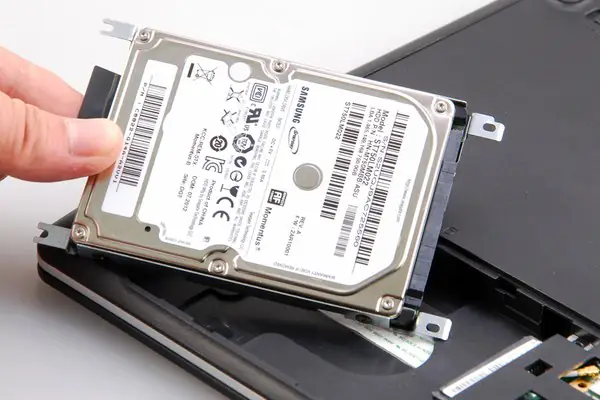 Remove the hard drive module