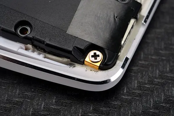 Remove the speaker module
