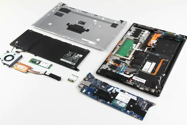 Dell XPS 13 9343 internal parts