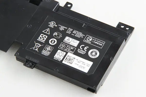 Alienware 13 battery