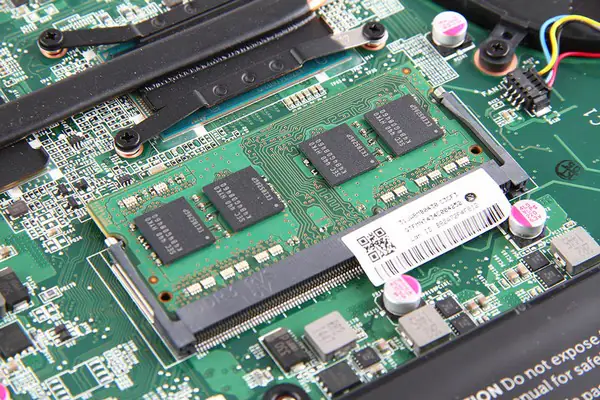 Dell Vostro 5480 memory module