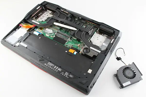 Remove the right cooling fan