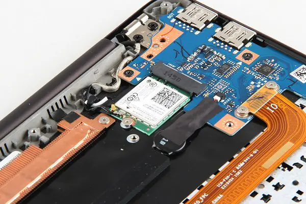 Remove the wireless network card
