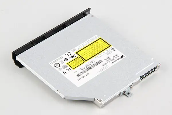 MSI GE62 optical drive
