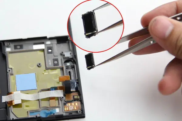 Install the earpiece