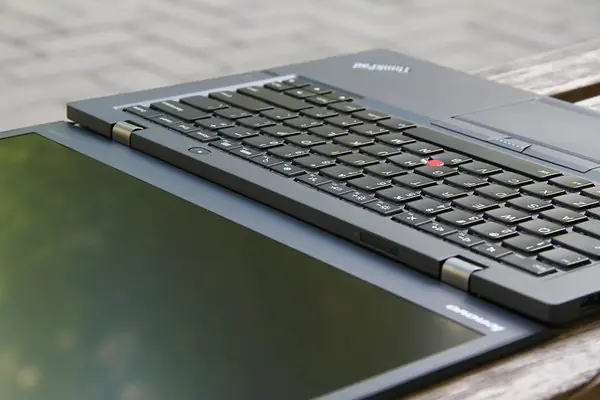 Lenovo ThinkPad X1 Carbon 2015